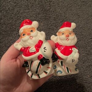Vtg Relco Santa Salt & Pepper Shakers Christmas Japan Figurines